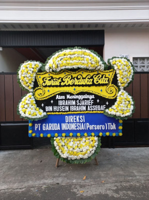 Papan Bunga Duka di Kampung Enam